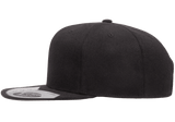 Flexfit 110. Black Premium Snapback.