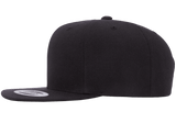 Yupoong 6089 Black. Classic Snapback