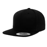 Yupoong 6089 Black. Classic Snapback