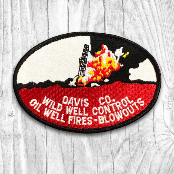 DAVIS CO. WILD WELL CONTROL. Authentic Vintage Patch