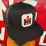 IH Vintage Style Patch + Yupoong 6006 Snapback