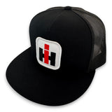IH Vintage Style Patch + Yupoong 6006 Snapback