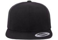 Yupoong 6089M Black. Classic Snapback.